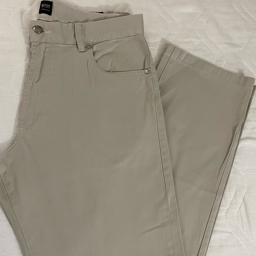 HUGO BOSS MEN JEANS